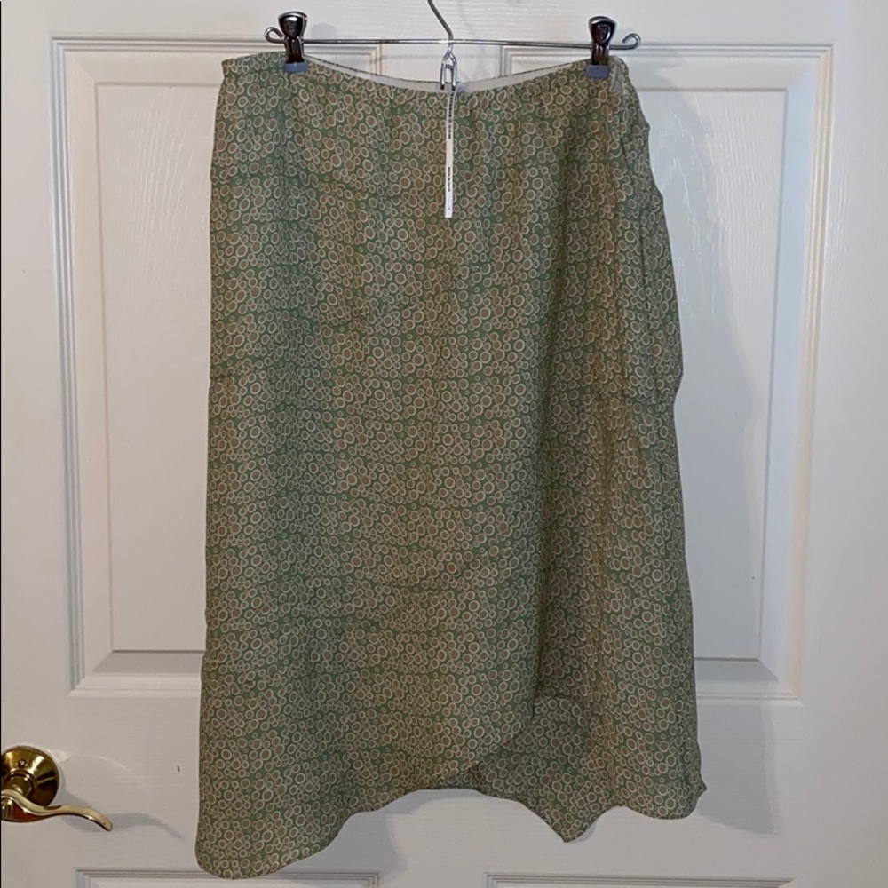 Max studio asymmetric hem skirt